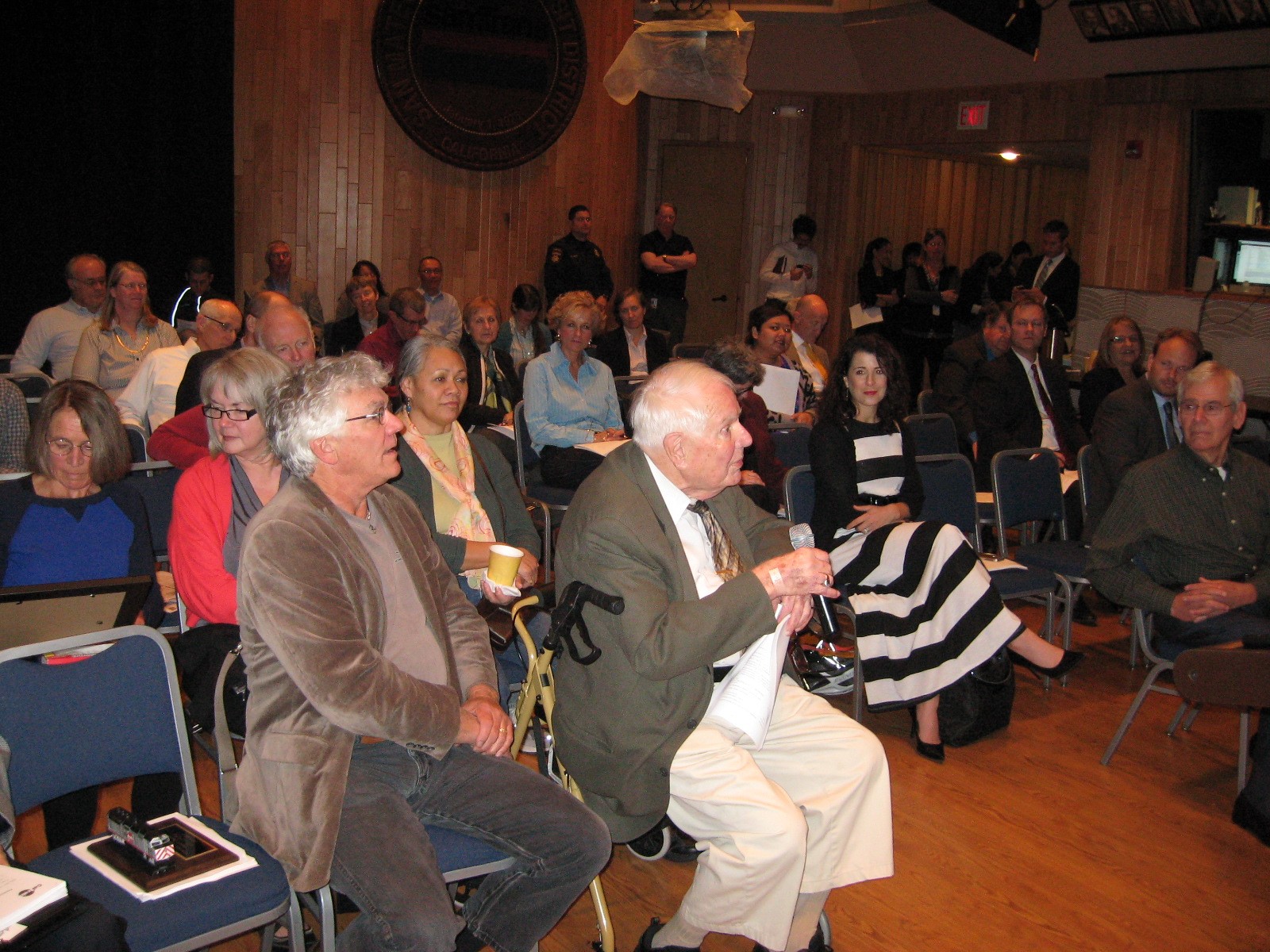 Caltrain Board Honors Art Lloyd for 26 Years of Service